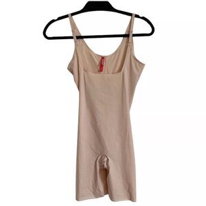 SPANX THINSTINCT NUDE OPEN‎ MID-THIGH CROCTHLESS BODYSUIT SIZE XL